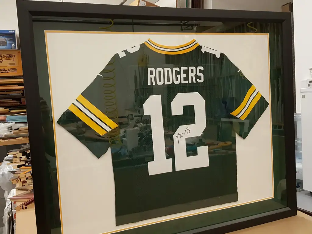 Framed Aaron Rogers jersey
